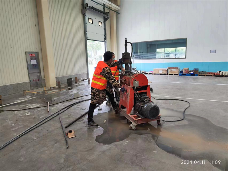 大洼厂房地面下沉塌陷注浆加固施工